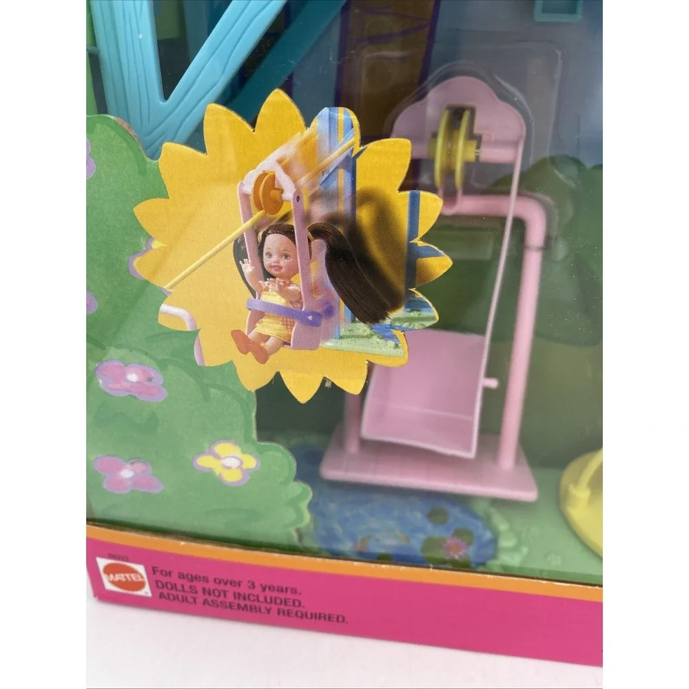 2002 KELLY CLUB LOTS OF SECRETS CLUBHOUSE PLAYSET - 88923 - ORI BOX UNOPENED - Picture 7 of 16